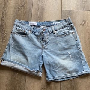 Gap Sexy Boyfriend Shorts
